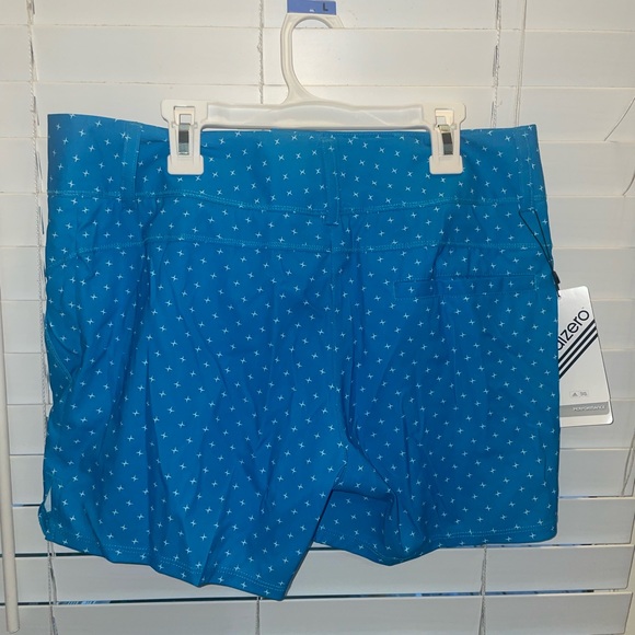 Adidas women’s golf shorts - Picture 2 of 4